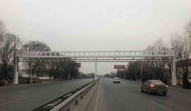保山公路限高杆